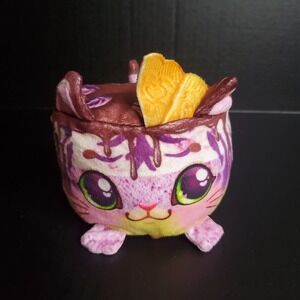Cookeez Makery Freezy Cakes Tiger Berry Ripple Scented Plush- Tested!